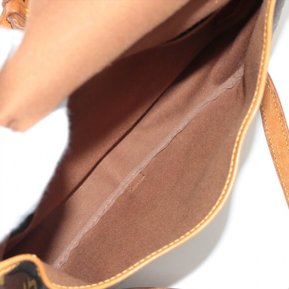 ❌❌❌ SOLD! ❌❌❌ Louis Vuitton Monogram Saumur 30 Crossbody / Shoulder bag - Picture 9 of 10